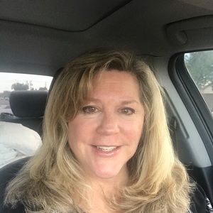 Meet your Posher, Karie